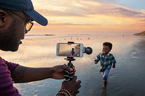 Shure MV88 Portable iOS Microphone for iPhone/iPad/iPod via Lightning Connector, Professional-Quality Sound, Digital Stereo Condenser Mic for Vloggers, Filmmakers, Music Makers and Journalists